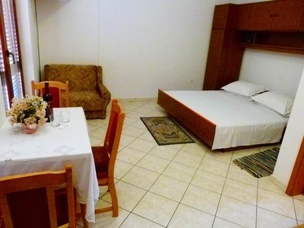 Apartments Nino Seget Vranjica Habitación foto