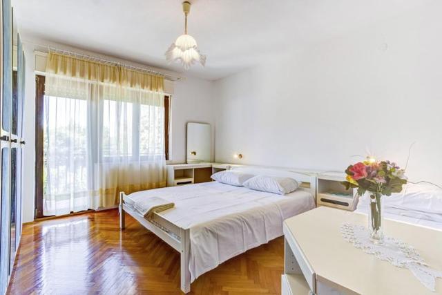 Apartments Nino Seget Vranjica Habitación foto